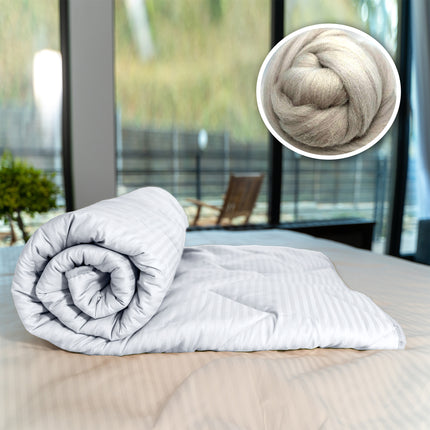 PILOTĂ MATLASATĂ LÂNĂ DAMASC 100% NATURAL – DE IARNĂ – 200 cm x 215 cm - ALB