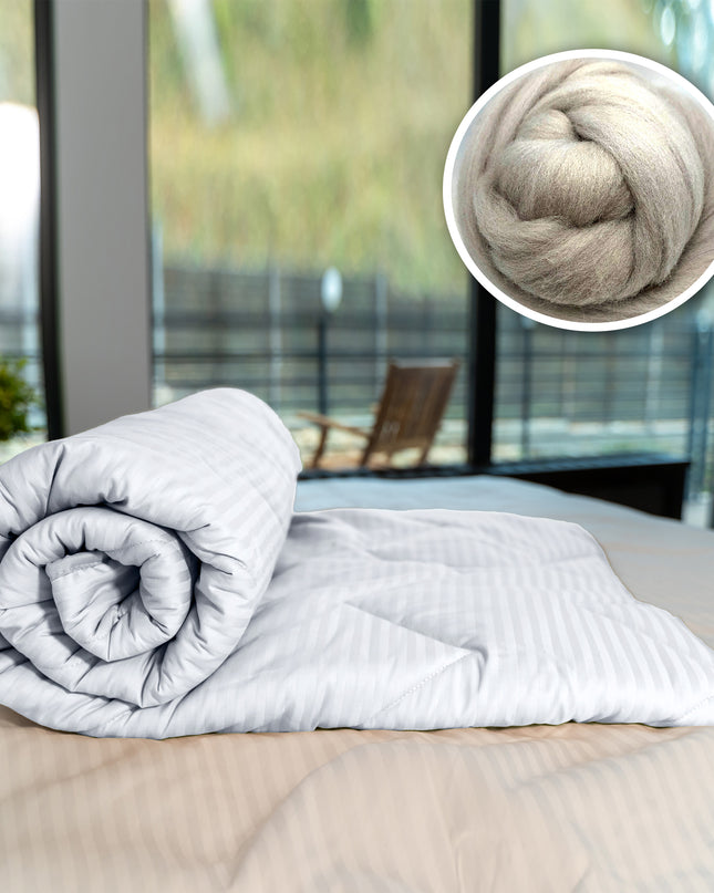 PILOTĂ MATLASATĂ LÂNĂ DAMASC 100% NATURAL – DE IARNĂ – 200 cm x 215 cm - ALB